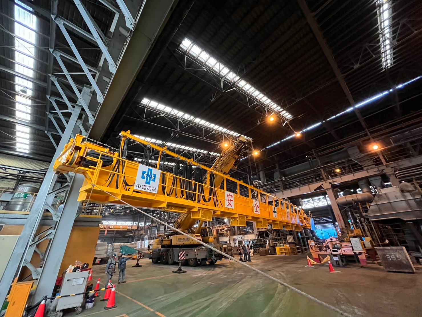 Installation of Large Trolley Girder